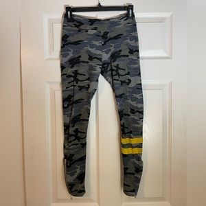 Sundry Clothing Leggings